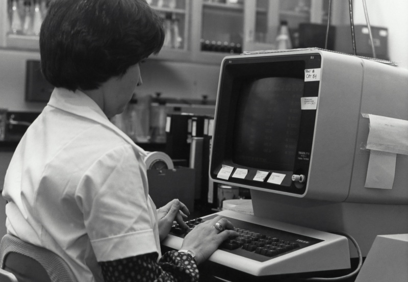 Global personal computer sales will decline by 5 % due to rising memory costs, while the only bright spot remains Apple and gaming segments.