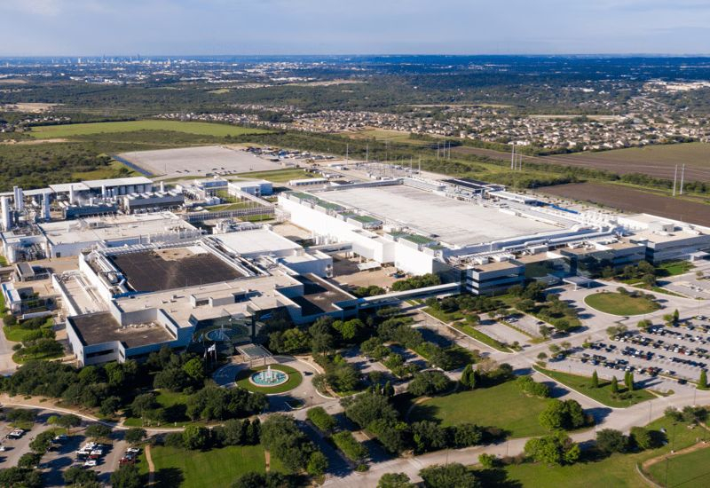 The readiness of the new Texas Samsung factory for mass chip production is at 90 %.