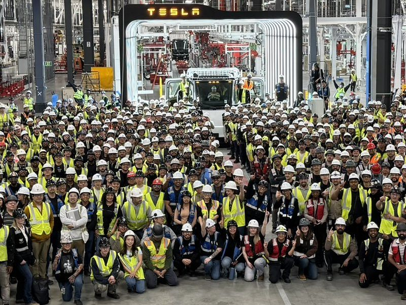 A first production electric truck, the Tesla Semi, has appeared at the new factory in Nevada.