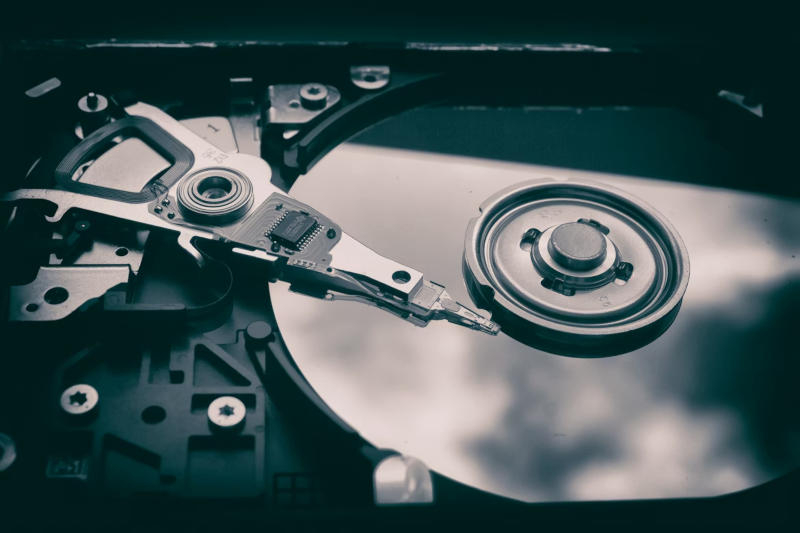 The complexities of archiving on the network are increasing: Wayback Machine and Wikimedia are running out of HDD space
