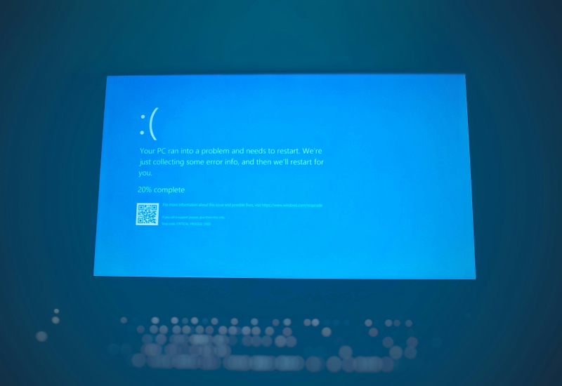 Dell SupportAssist update caused widespread blue screens and endless restarts of laptops