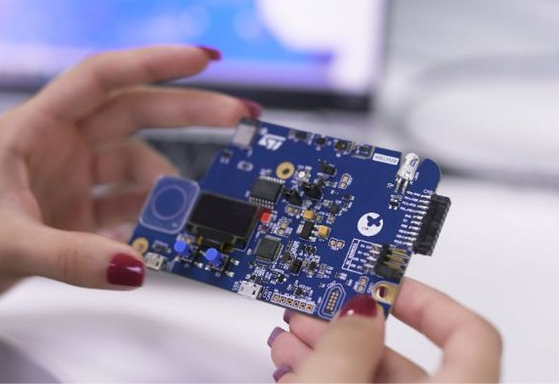 China could capture up to 42 % of the global mass semiconductor market by 2028 if it leverages artificial intelligence.