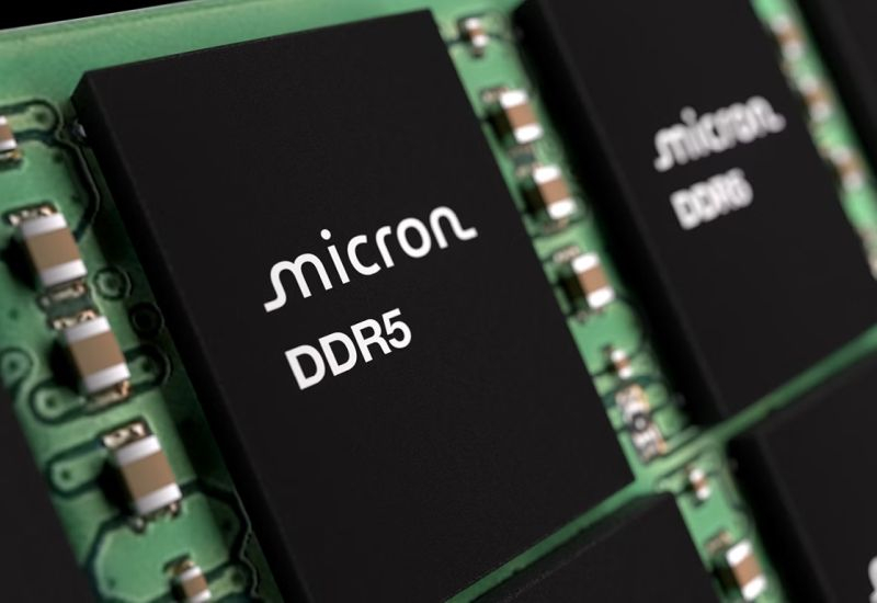 Micron has begun test deliveries of high-performance DDR5‑9200 RDIMM modules with a capacity of 256 GB