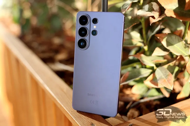 The Galaxy S26 model base exceeded expectations in popularity at Samsung