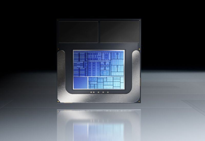 Intel will have to ramp up production of its 10‑nanometer chips this year because of a shortage of microchips.