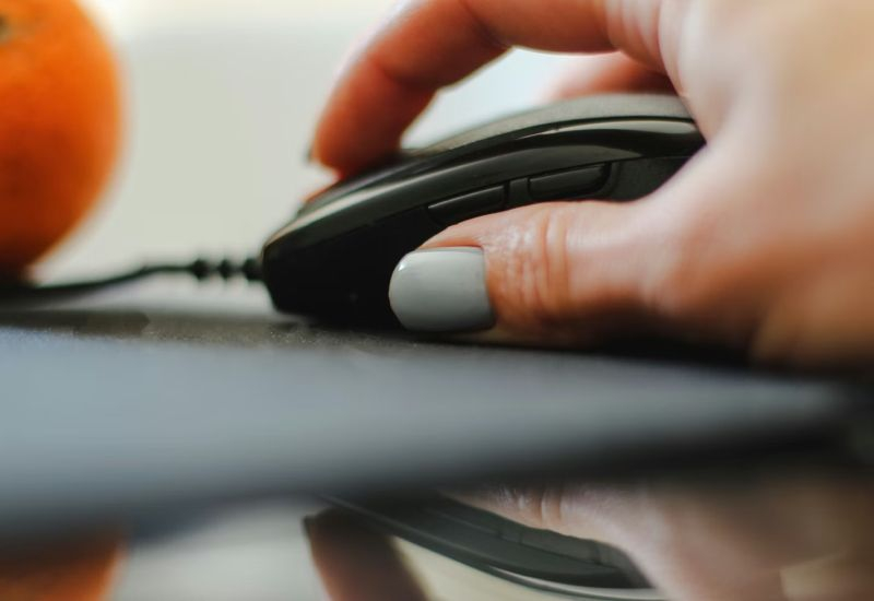Meta employees rose against software that tracks the movement of their mice
