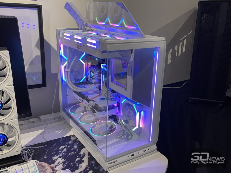 Report from the 1stPlayer exhibition booth at Computex 2026: panoramic cases, SJO, fan-screens, and small yet powerful power supplies