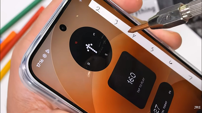 The Nothing Phone (4a) Pro passed the durability test without surprises, but a nuance was found with water protection.