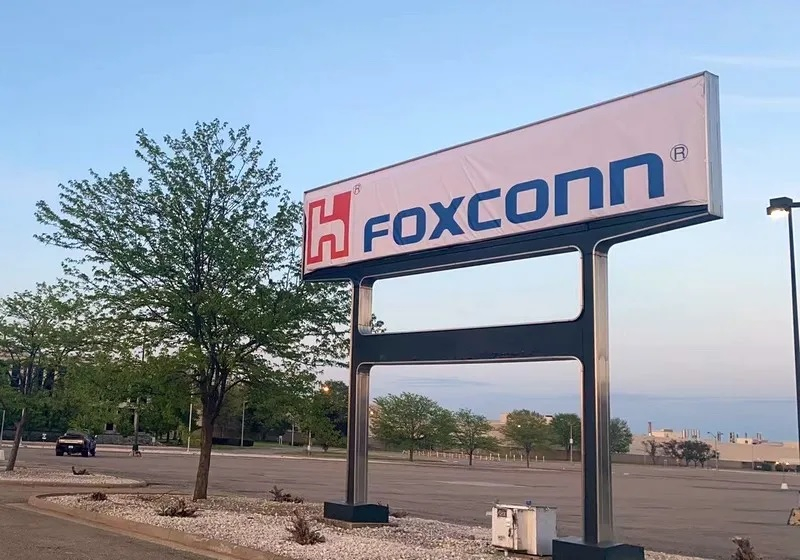 Foxconn will expand production of AI servers, supplying them to both NVIDIA and Intel