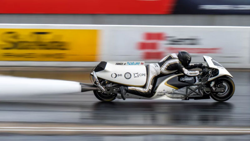 A British inventor created a twin motorcycle that became the second fastest bike in the world.