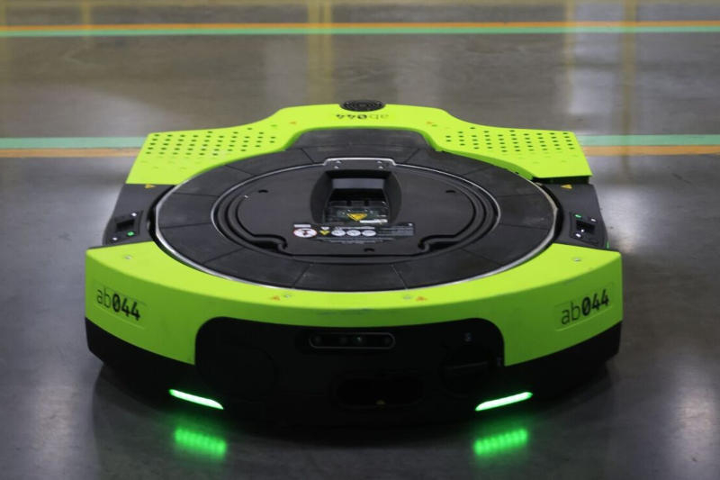 Amazon announced a fully autonomous warehouse robot called Proteus that is voice‑controlled.