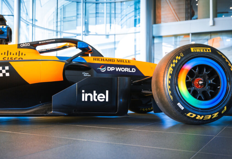 Intel positions itself as the computational partner of McLaren, challenging AMD on Formula 1 tracks