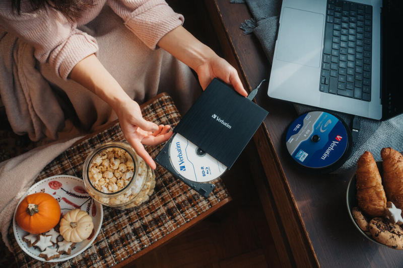 I‑O Data and Verbatim guarantee the continued production of drives and Blu‑ray discs