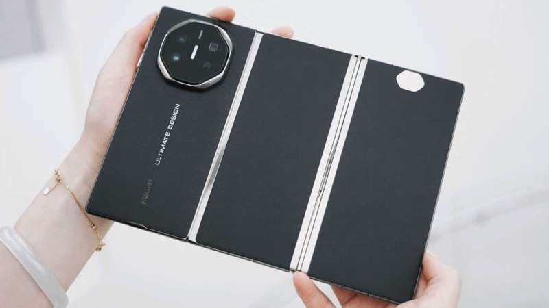Huawei has started selling repaired models of the Mate XT and Mate X6